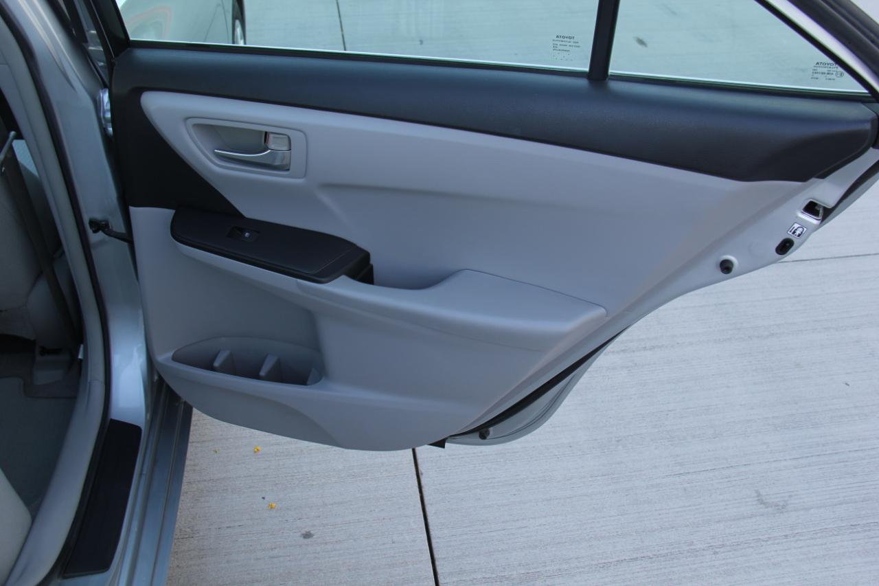 Toyota Camry LE 2016