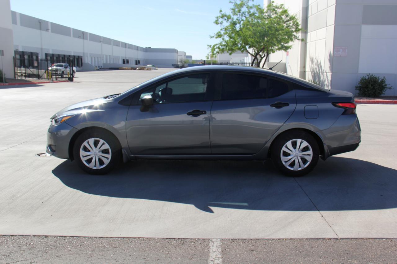 Nissan Versa S CVT 2025