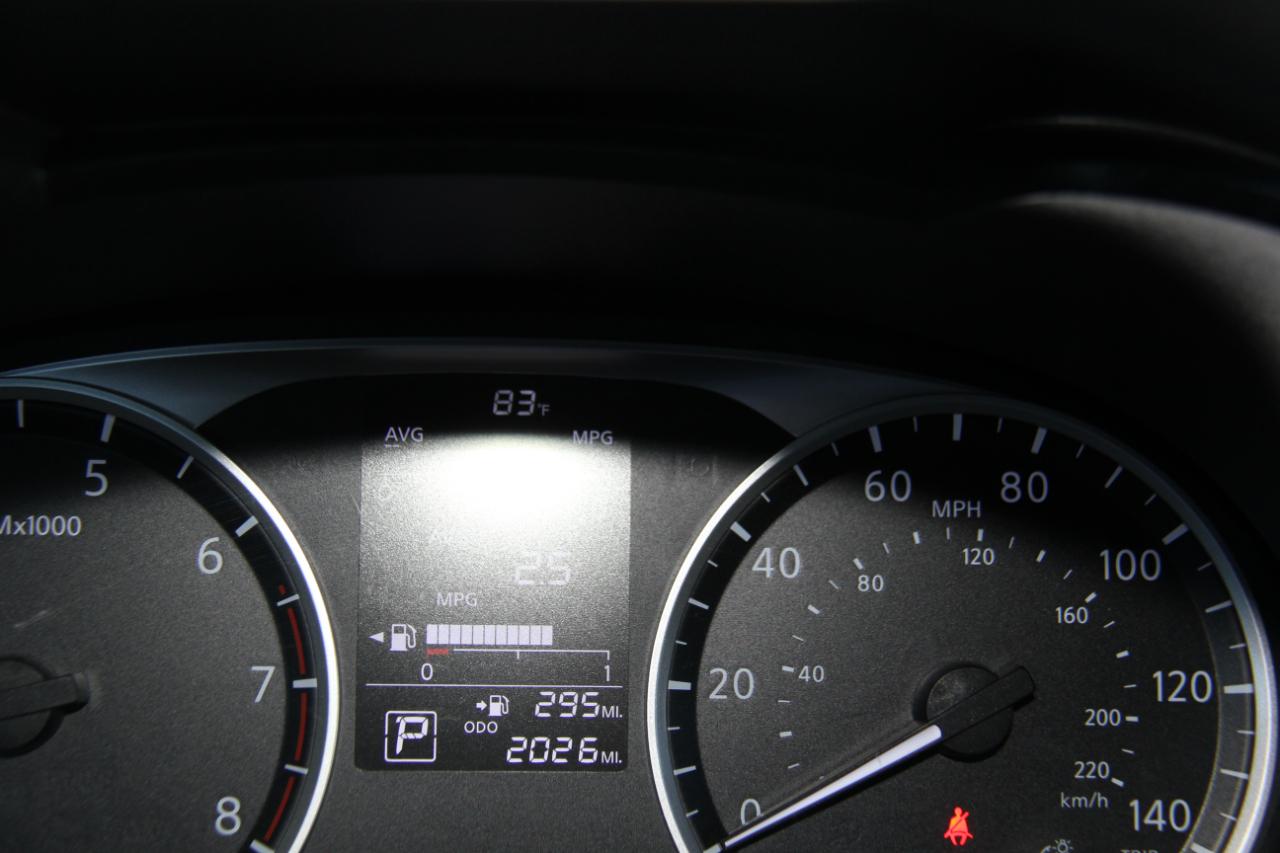 Nissan Versa S CVT 2025