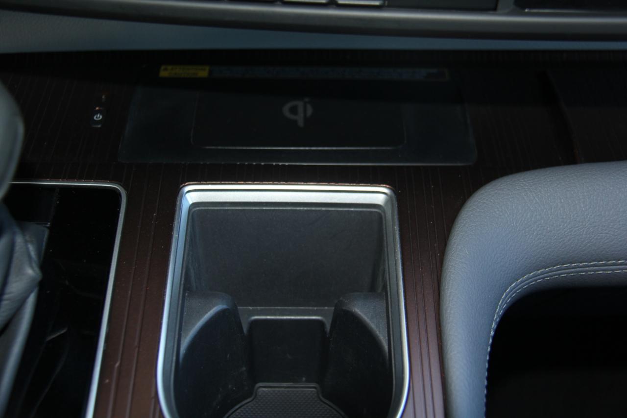 Toyota Sienna LE 8-Passenger 2024