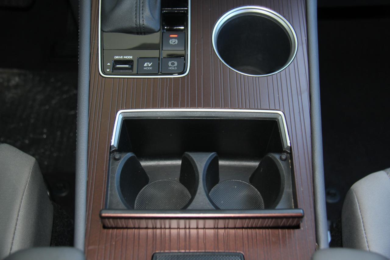 Toyota Sienna LE 8-Passenger 2024