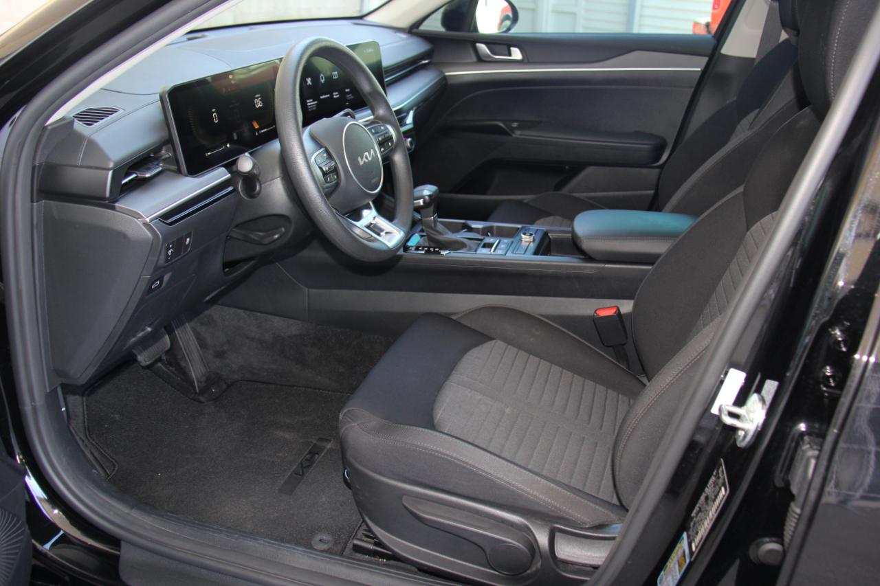 Kia K5 LXS 2025