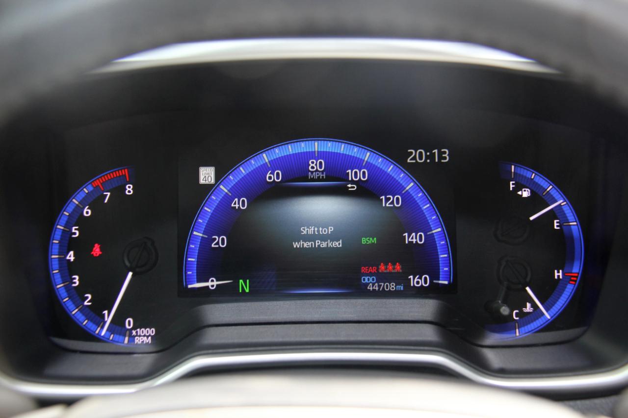 Toyota Corolla XSE Hatchback CVT 2022