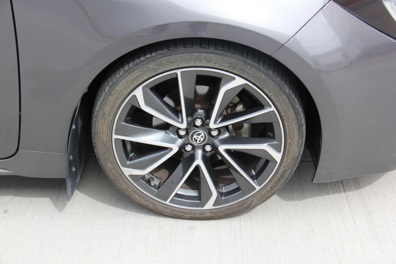 Toyota Corolla XSE Hatchback CVT 2022