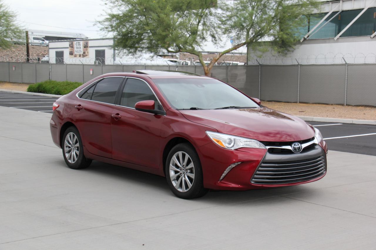 Toyota Camry XLE 2017