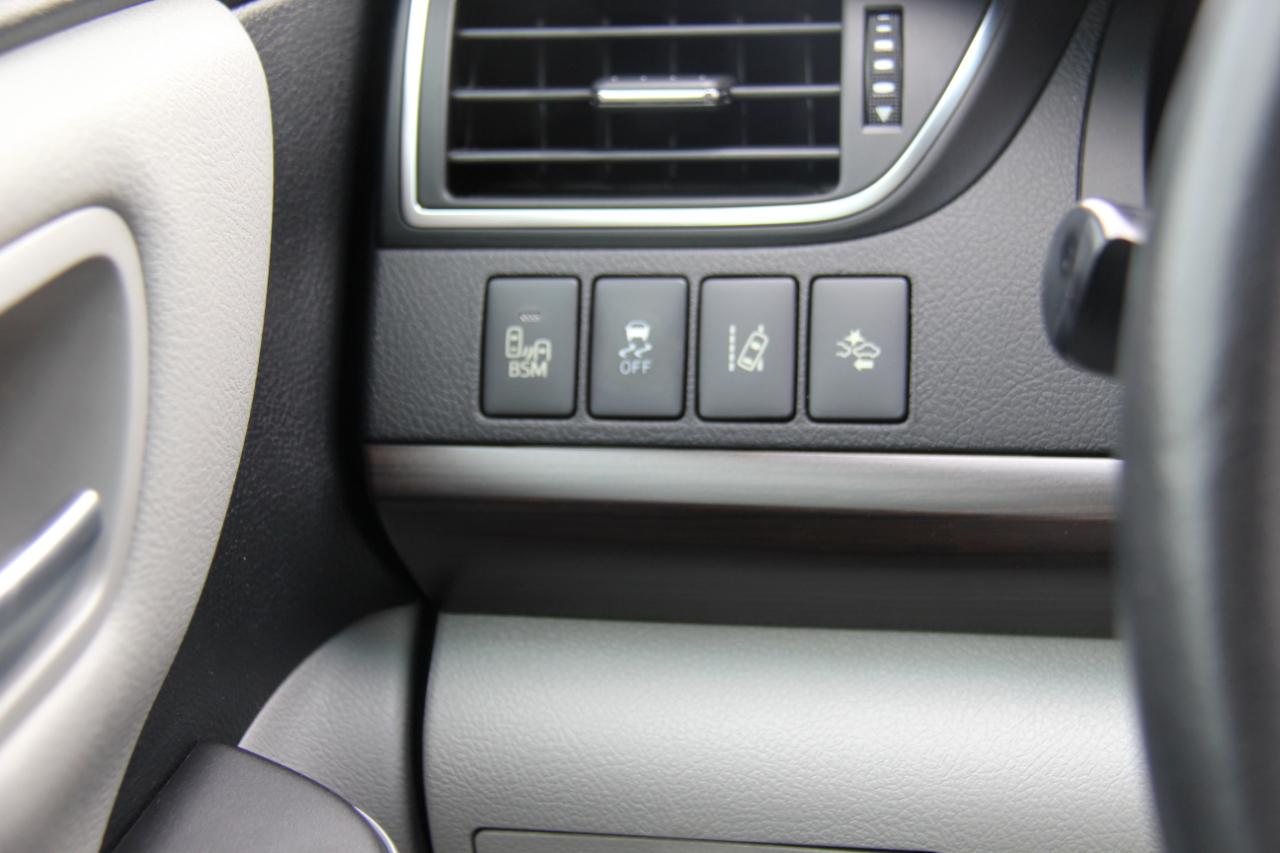 Toyota Camry XLE 2017