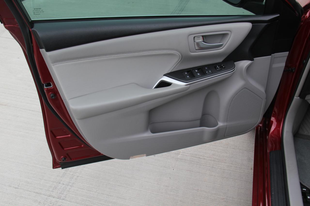 Toyota Camry XLE 2017