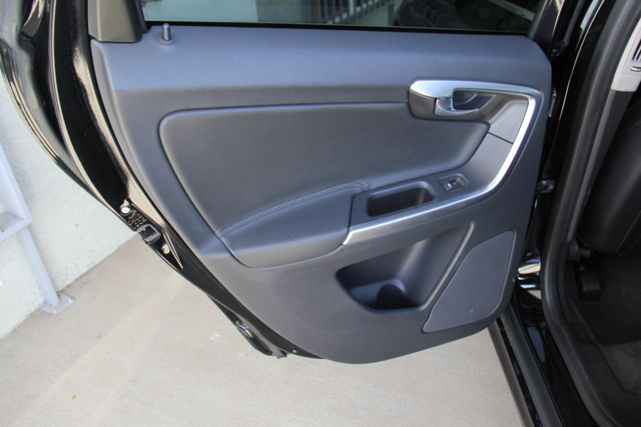 Volvo XC60 T5 Drive-E Premier FWD 2016