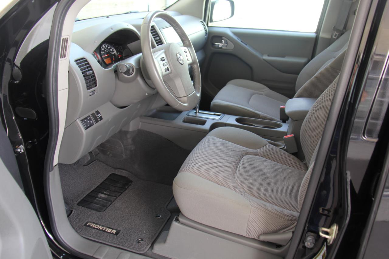 Nissan Frontier  2019