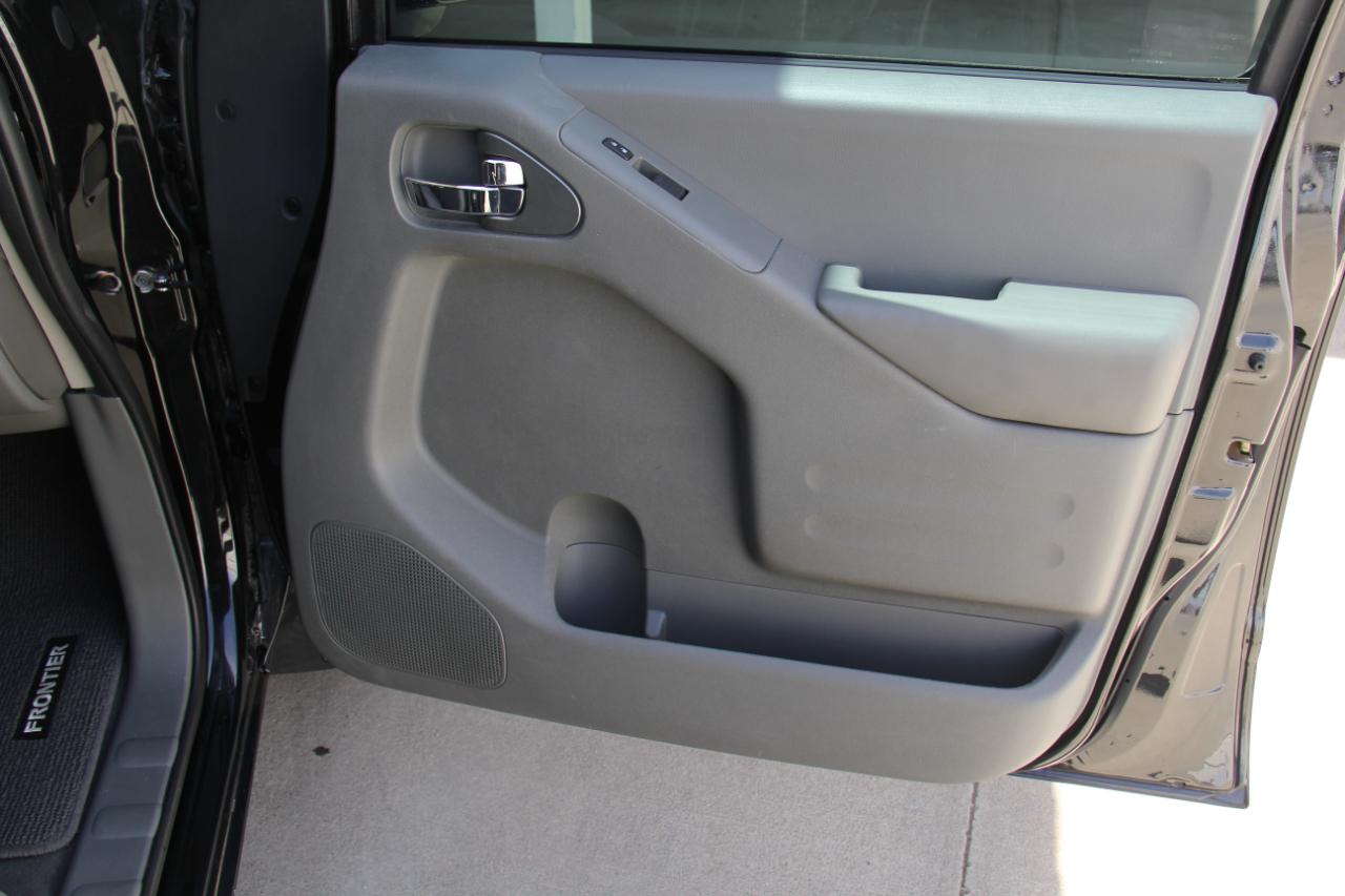 Nissan Frontier  2019