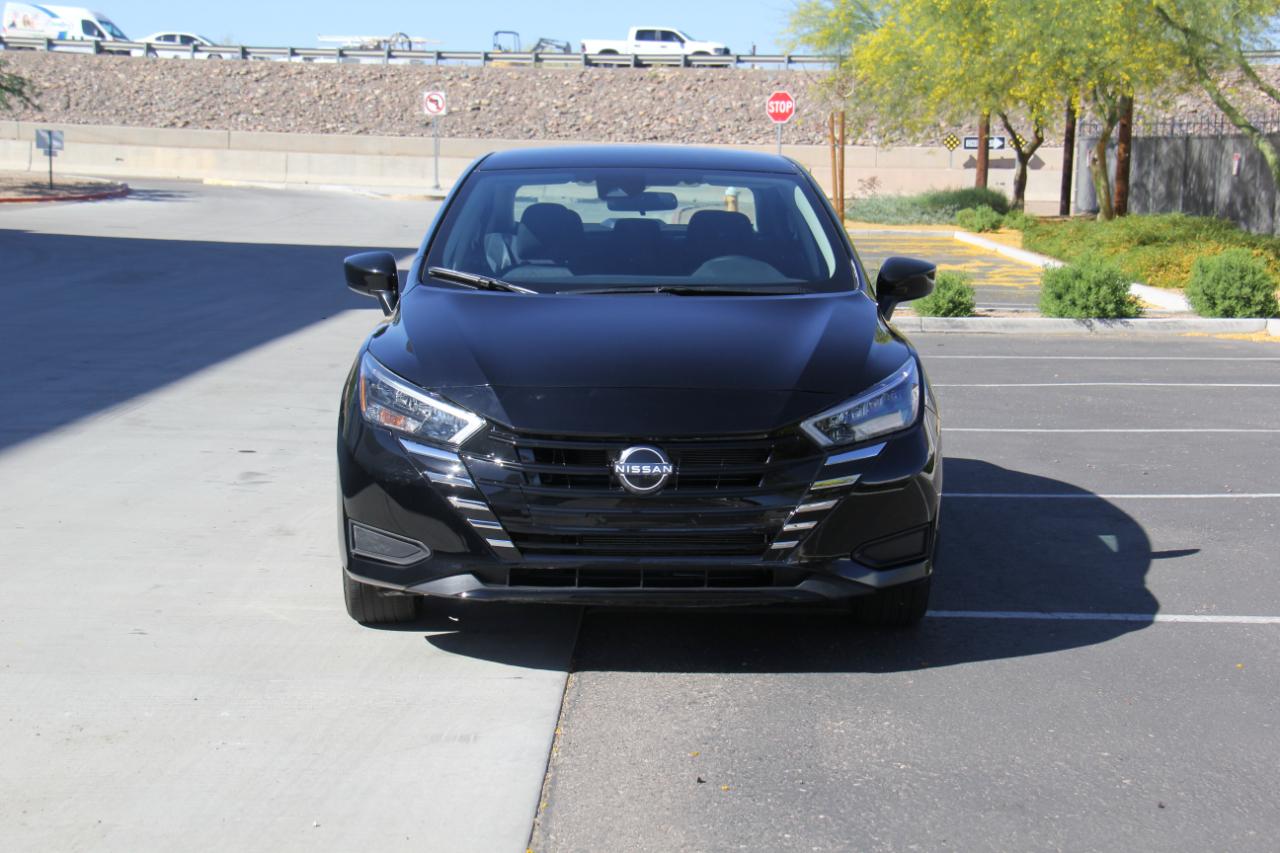 Nissan Versa SV 2025