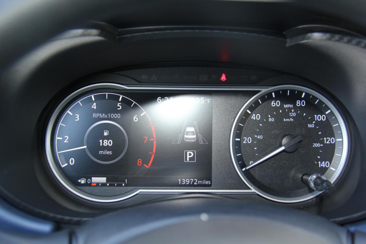 Nissan Versa SV 2025