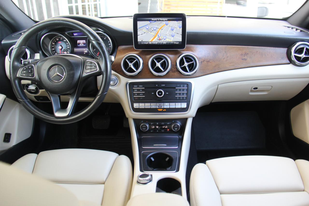 Mercedes-Benz GLA-Class GLA250 4MATIC 2018