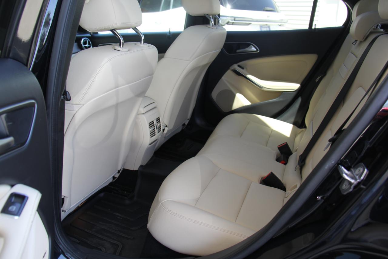 Mercedes-Benz GLA-Class GLA250 4MATIC 2018