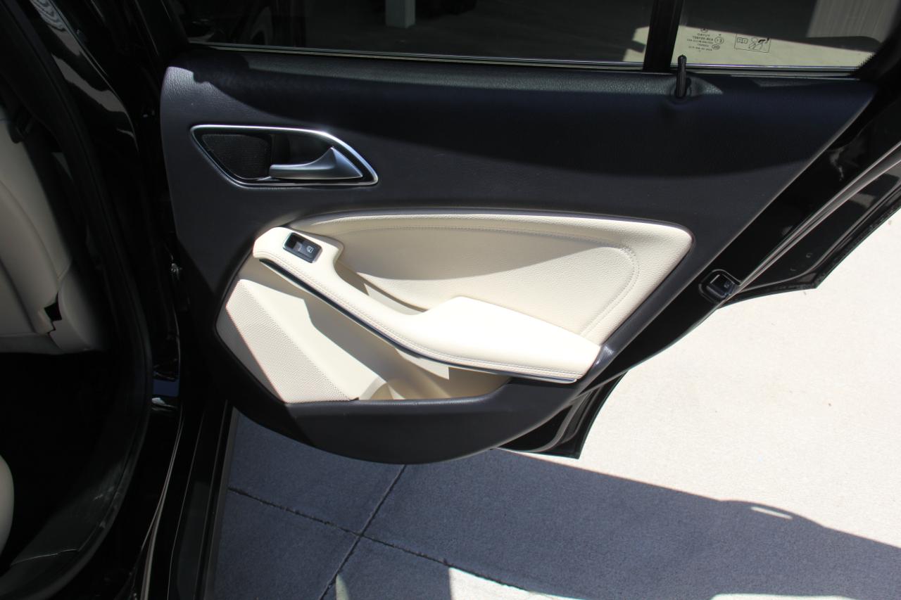 Mercedes-Benz GLA-Class GLA250 4MATIC 2018