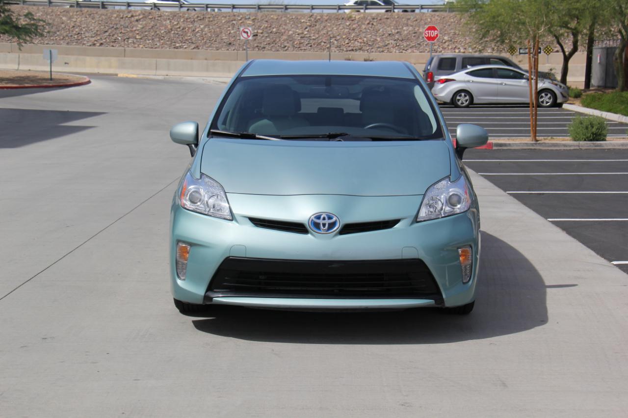 Toyota Prius Three 2015