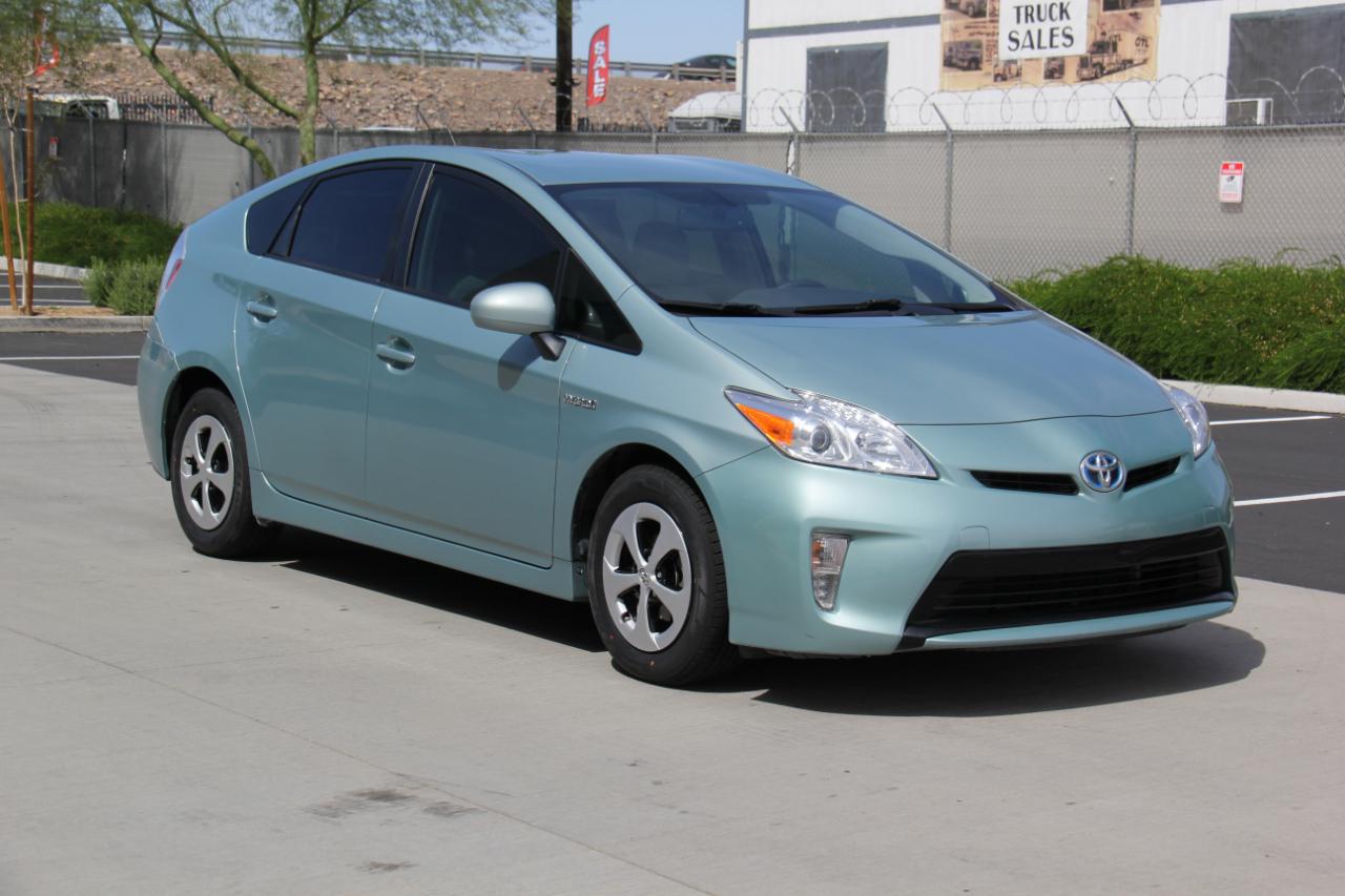 Toyota Prius Three 2015