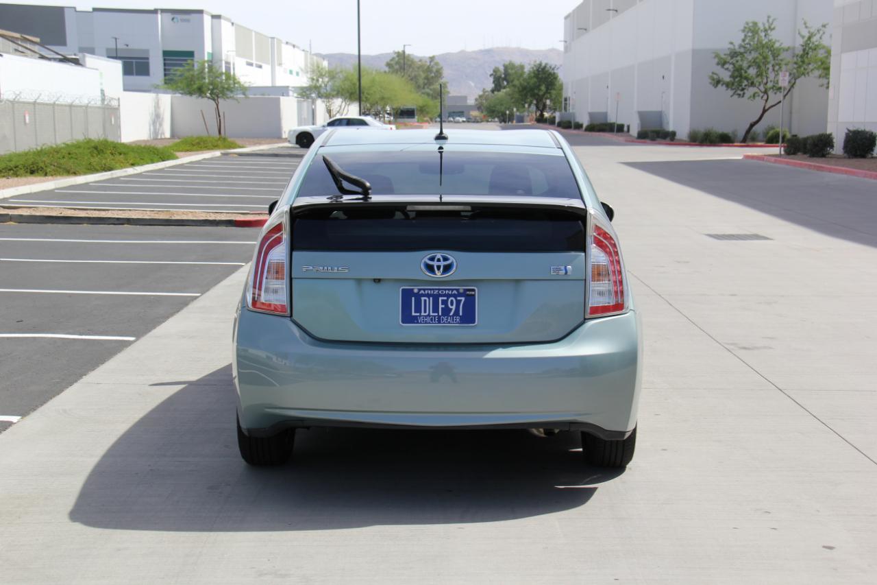 Toyota Prius Three 2015
