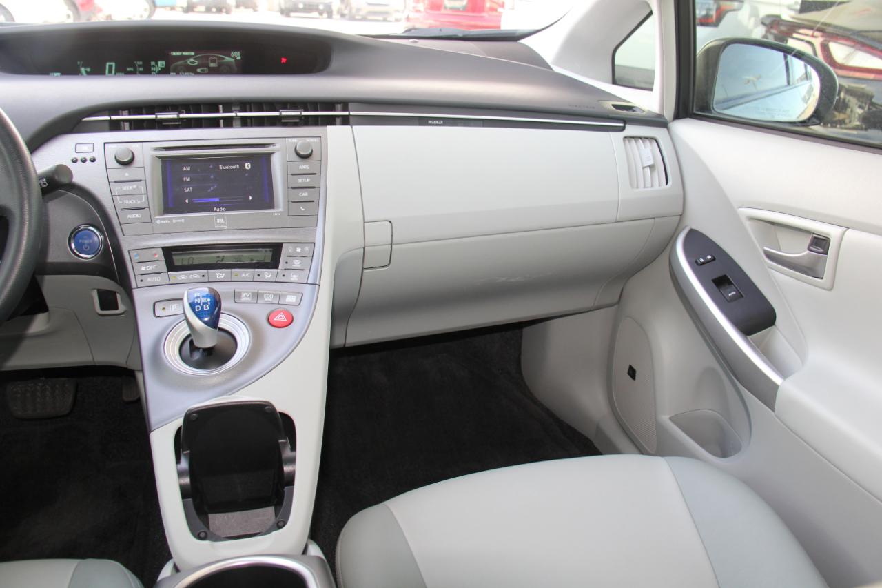 Toyota Prius Three 2015