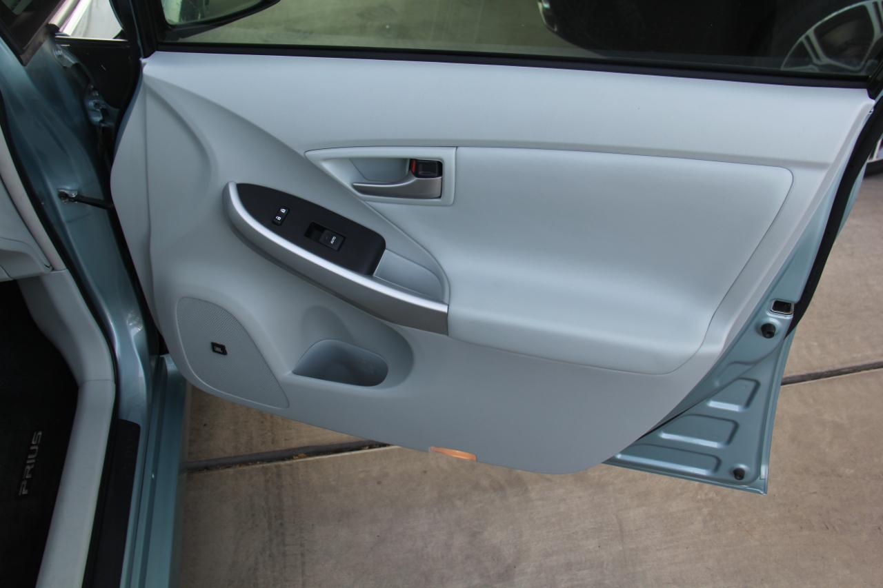 Toyota Prius Three 2015