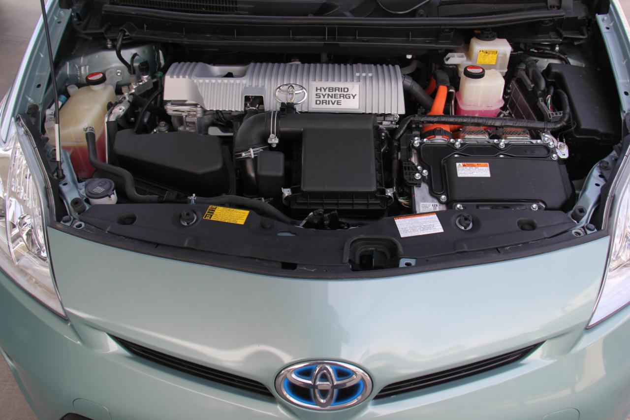 Toyota Prius Three 2015