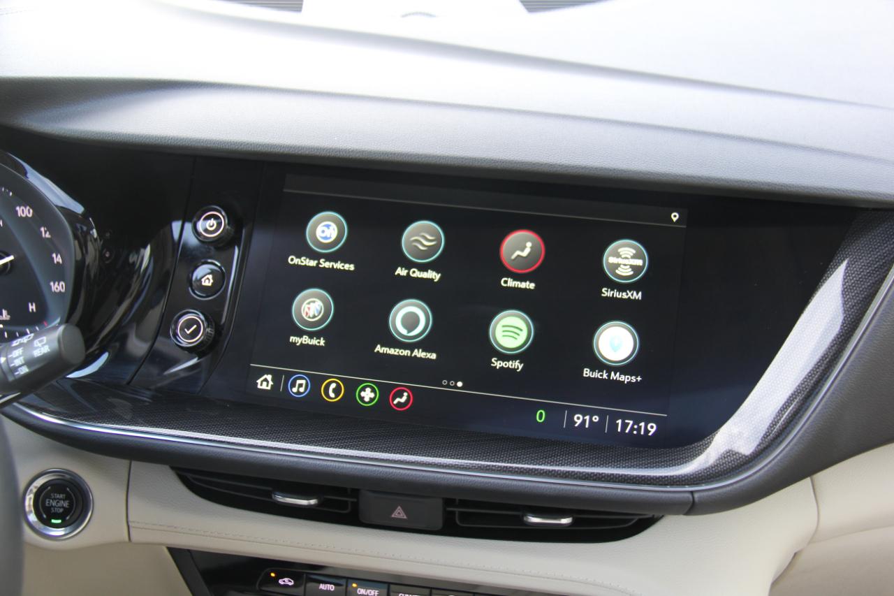 Buick Envision Essense AWD 2022