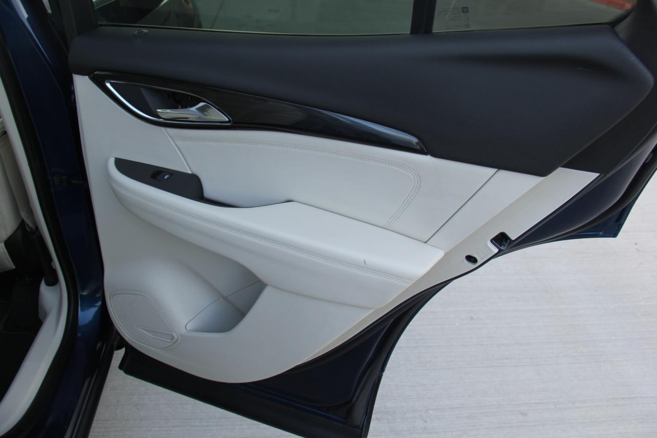 Buick Envision Essense AWD 2022