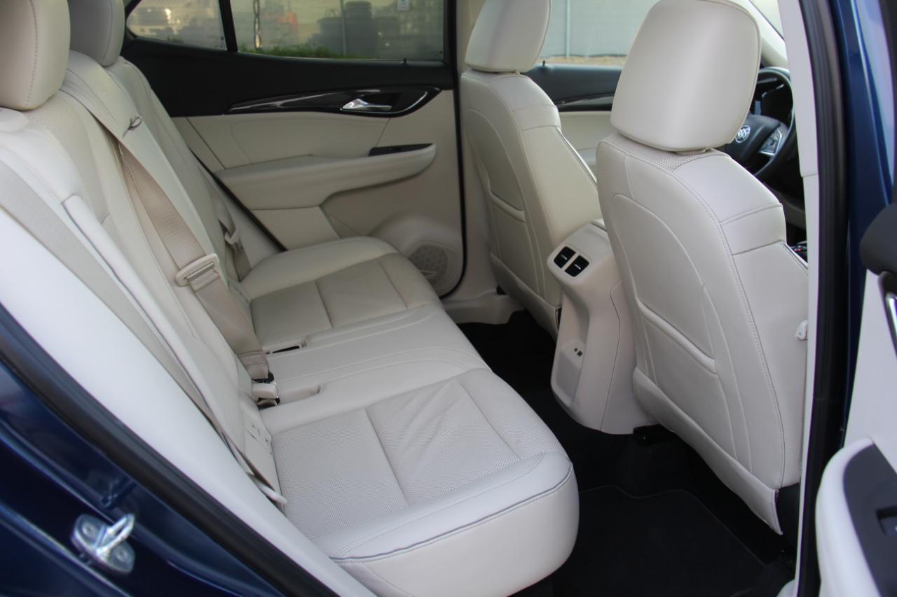 Buick Envision Essense AWD 2022