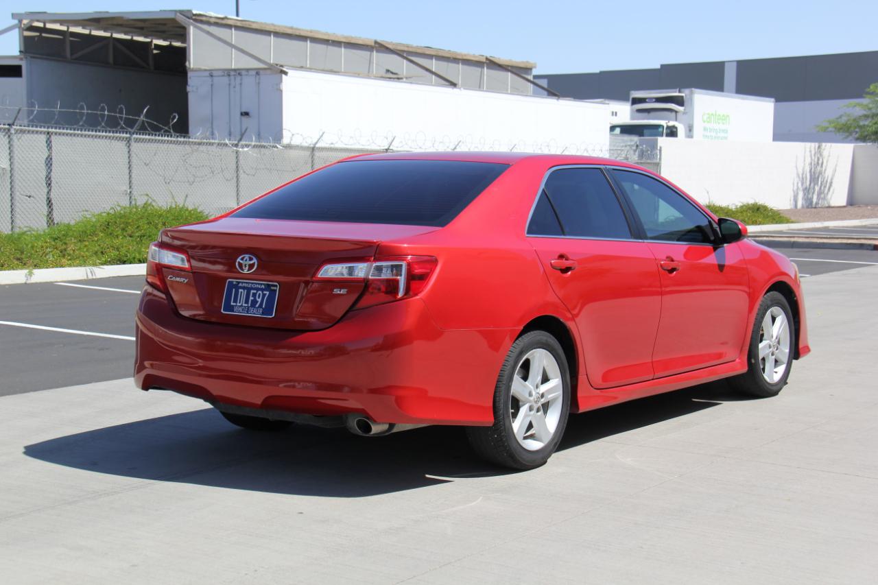 Toyota Camry SE 2013