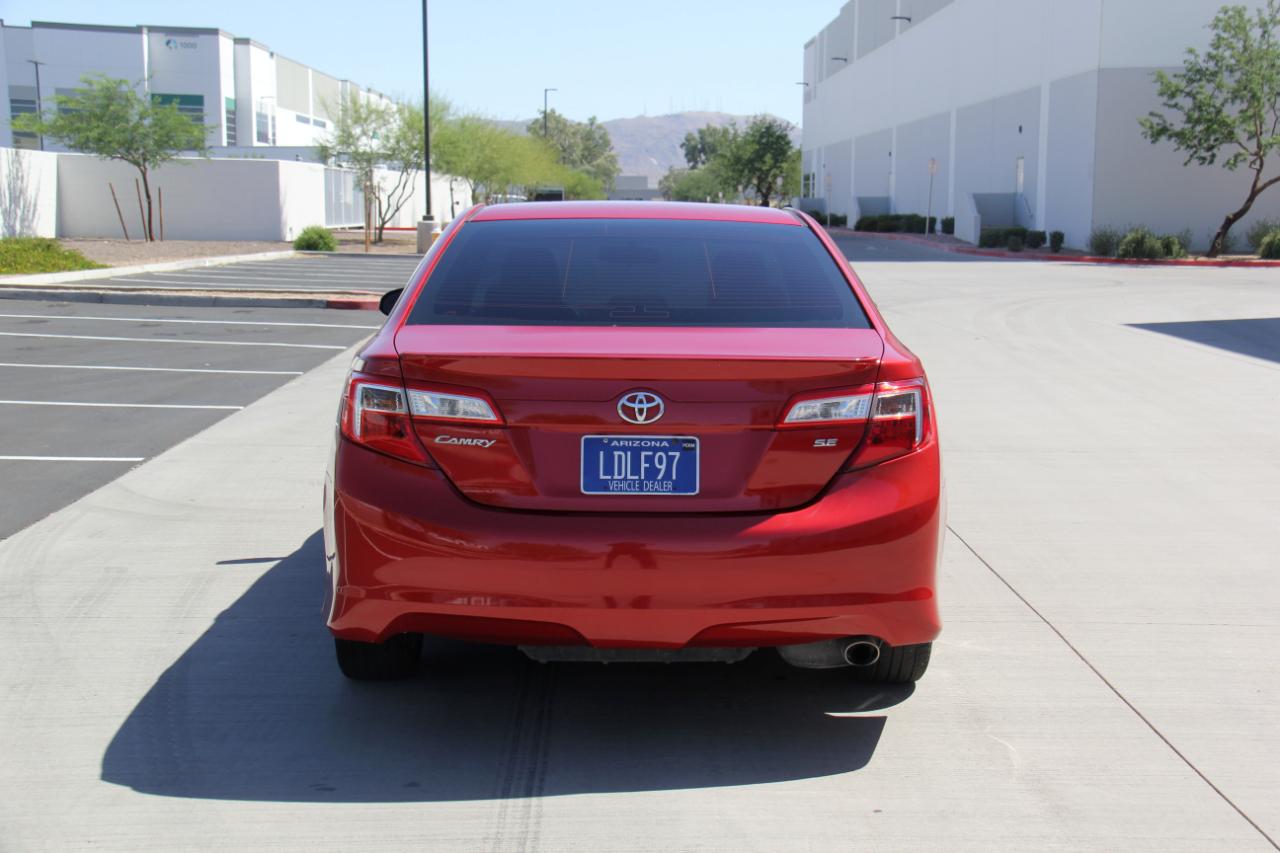 Toyota Camry SE 2013