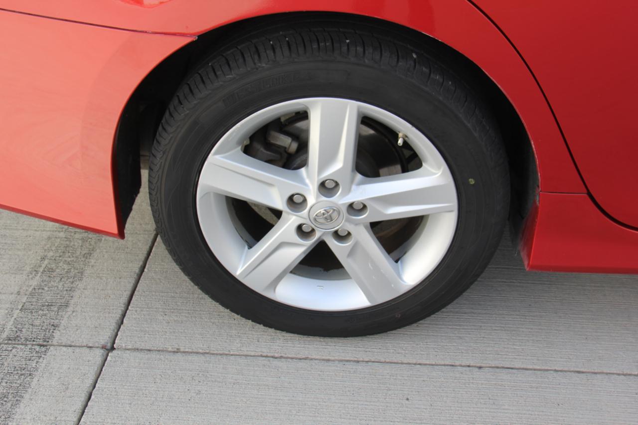 Toyota Camry SE 2013