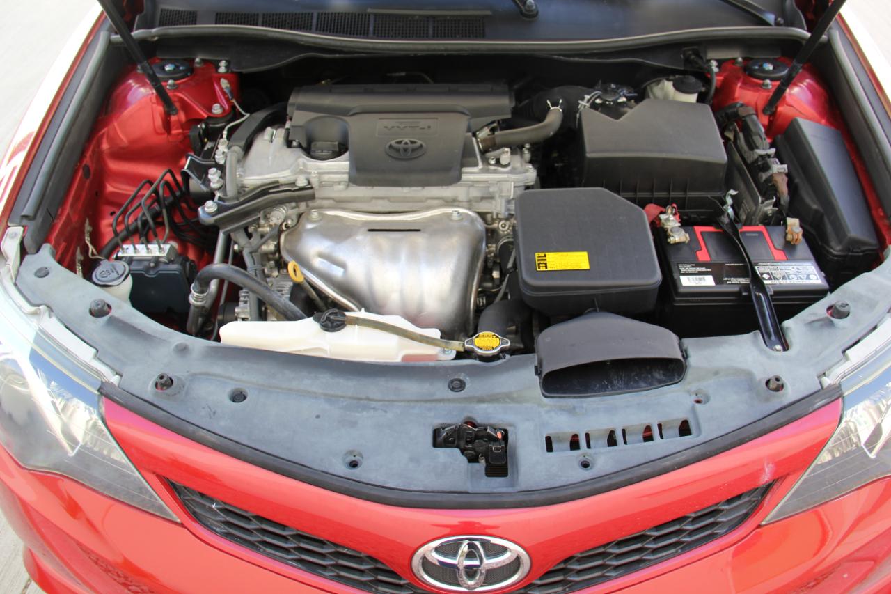 Toyota Camry SE 2013