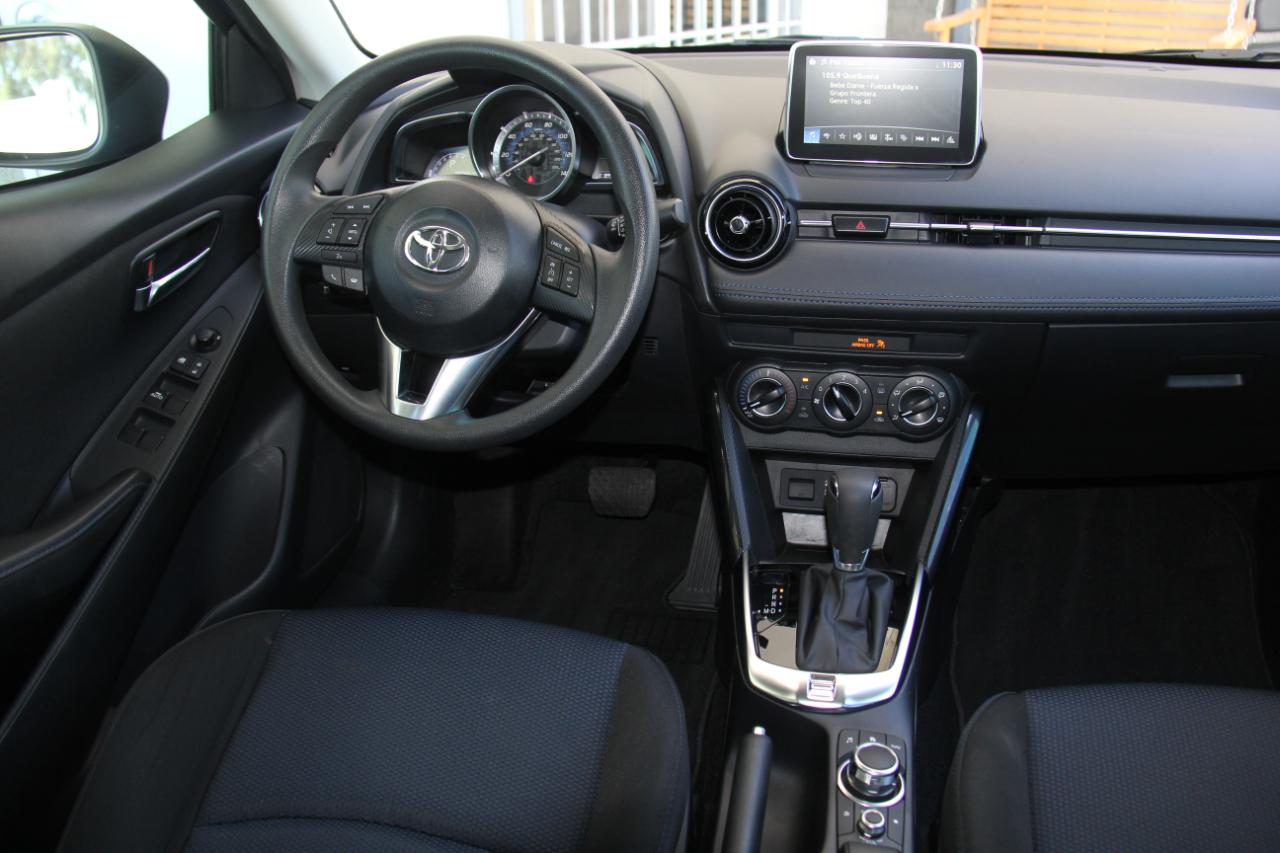 Toyota Yaris iA 6A 2018