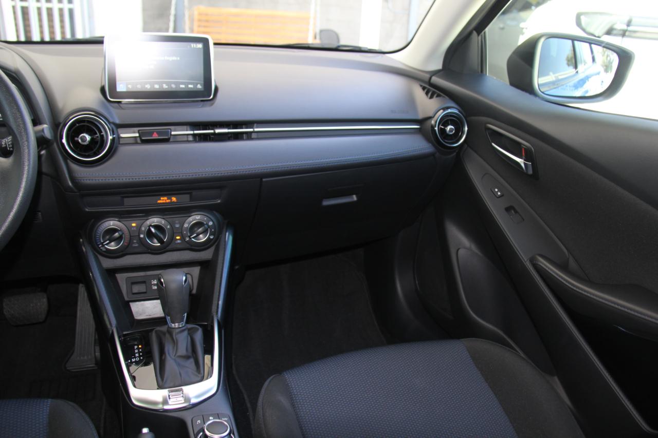 Toyota Yaris iA 6A 2018