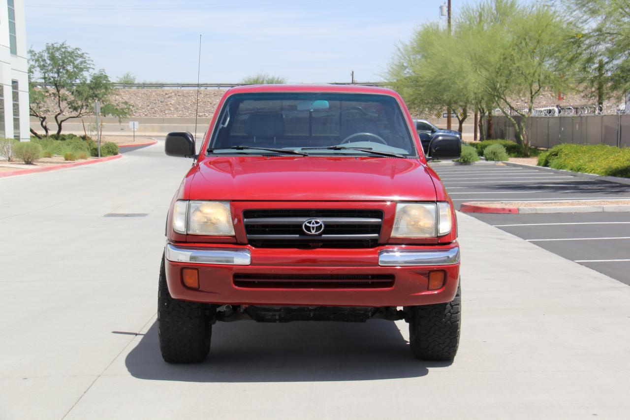 Toyota Tacoma Regular Cab 4WD 2000