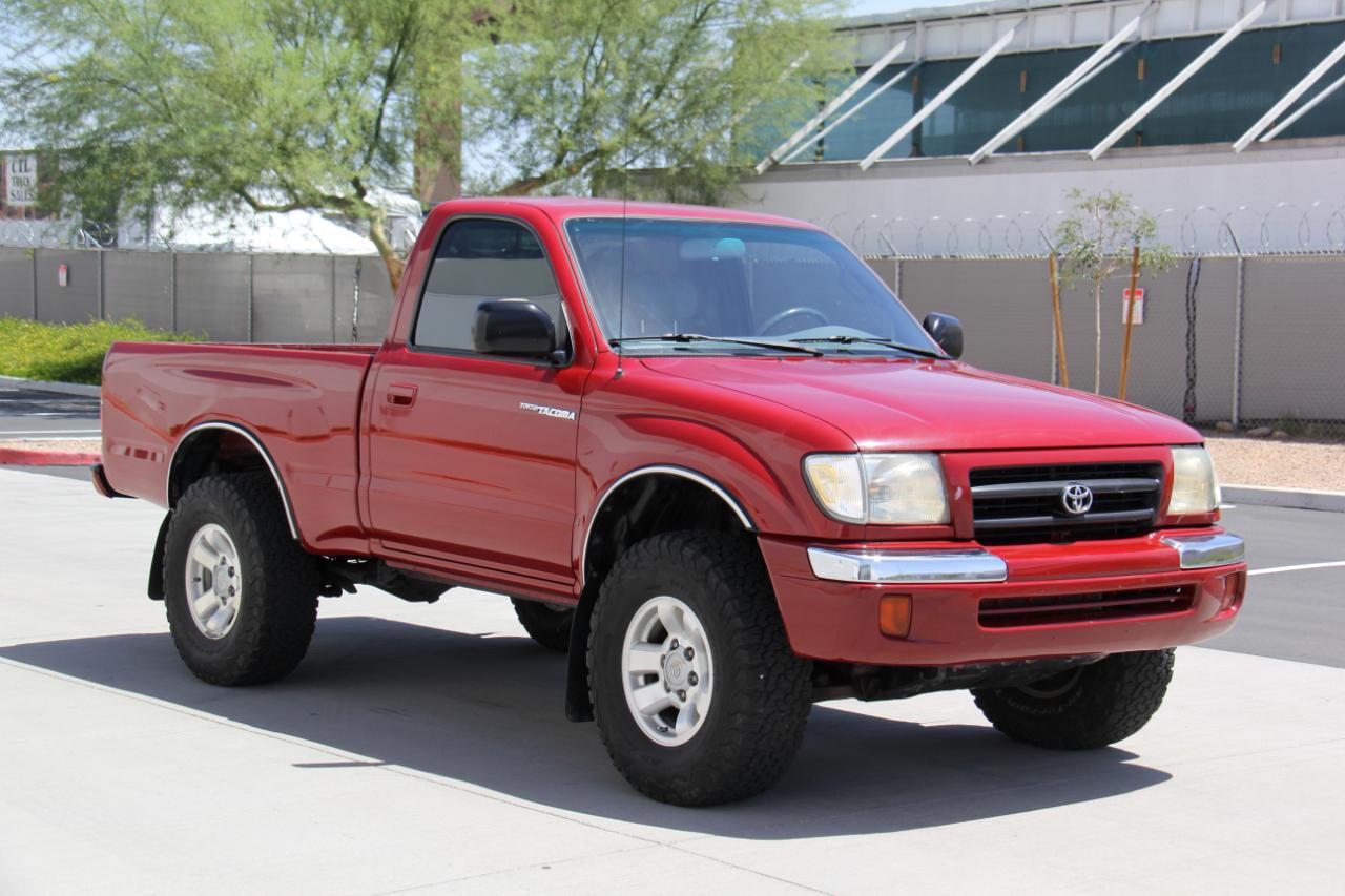 Toyota Tacoma Regular Cab 4WD 2000