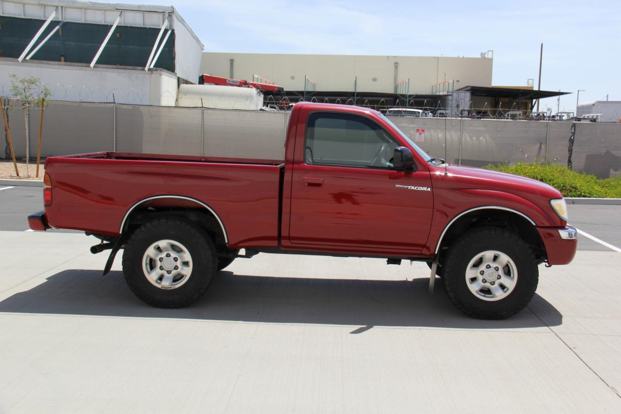 Toyota Tacoma Regular Cab 4WD 2000