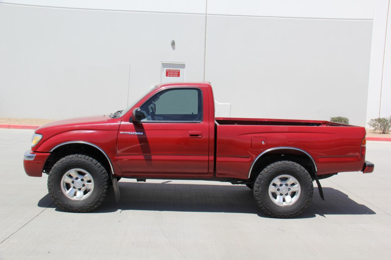 Toyota Tacoma Regular Cab 4WD 2000