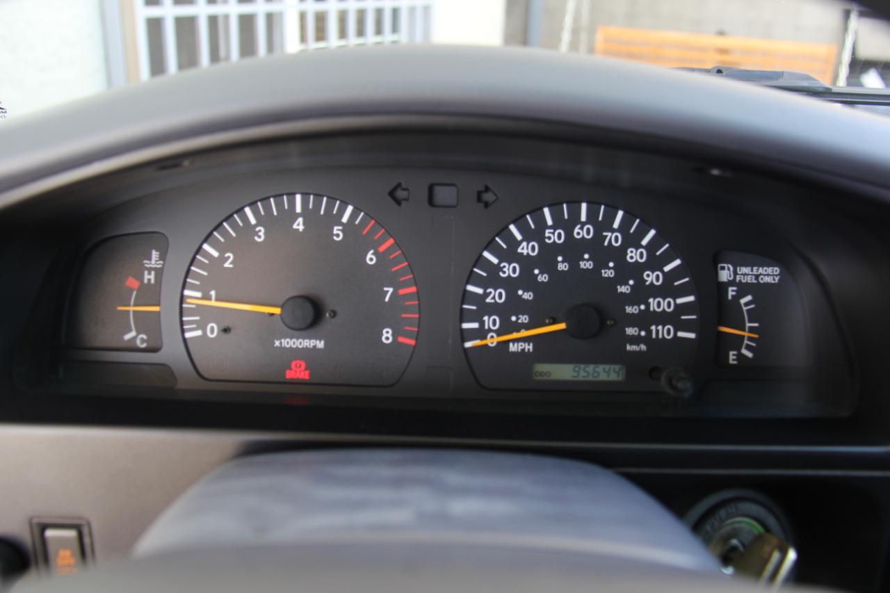 Toyota Tacoma Regular Cab 4WD 2000
