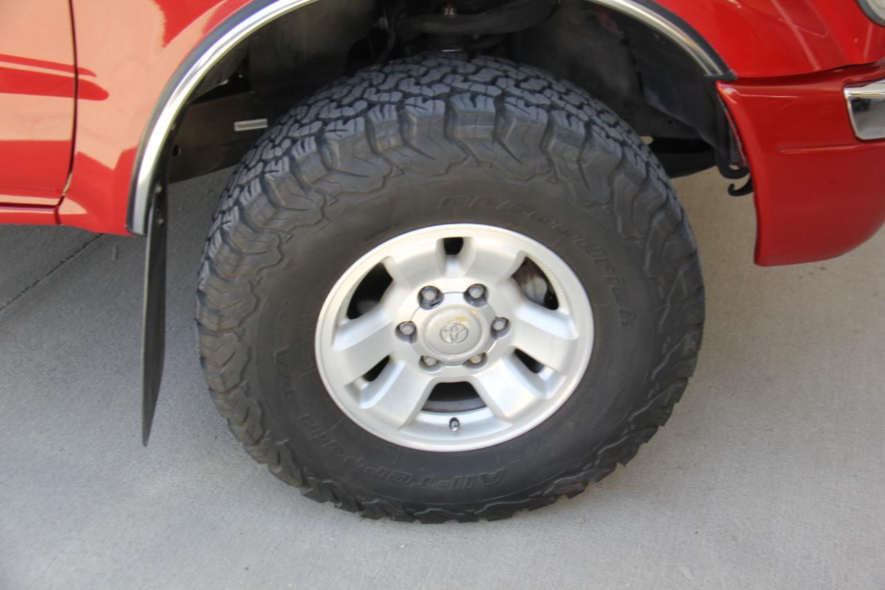 Toyota Tacoma Regular Cab 4WD 2000