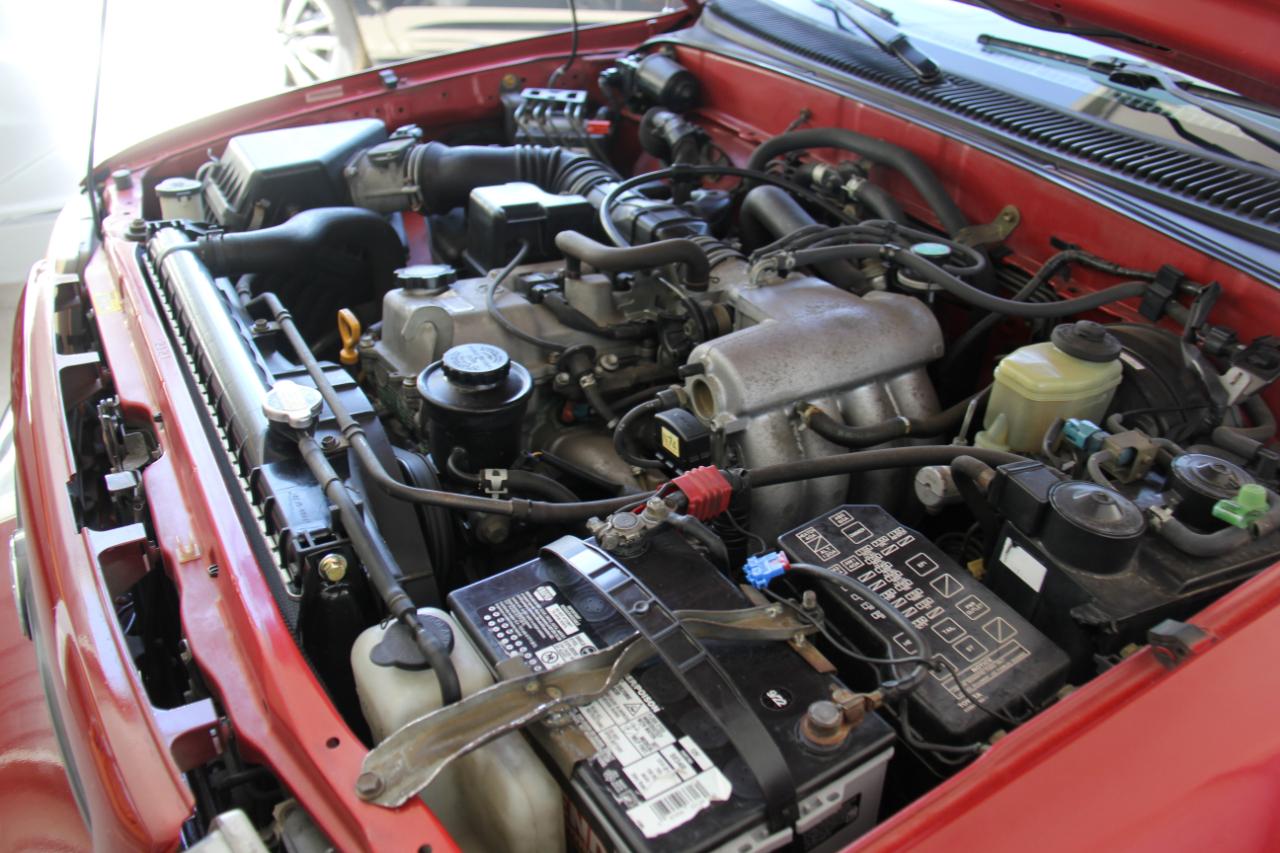 Toyota Tacoma Regular Cab 4WD 2000