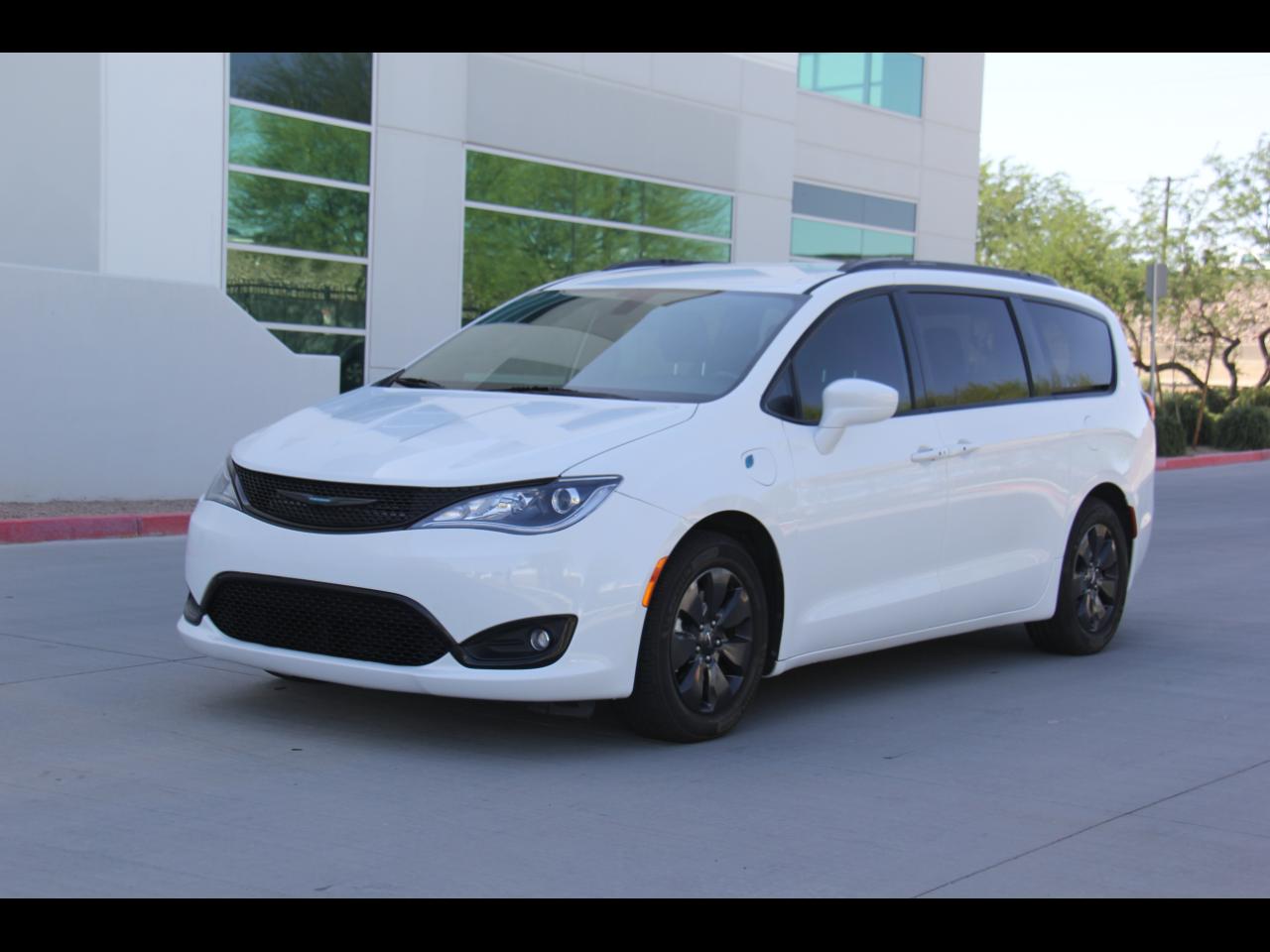 2020 Chrysler Pacifica Hybrid Touring L