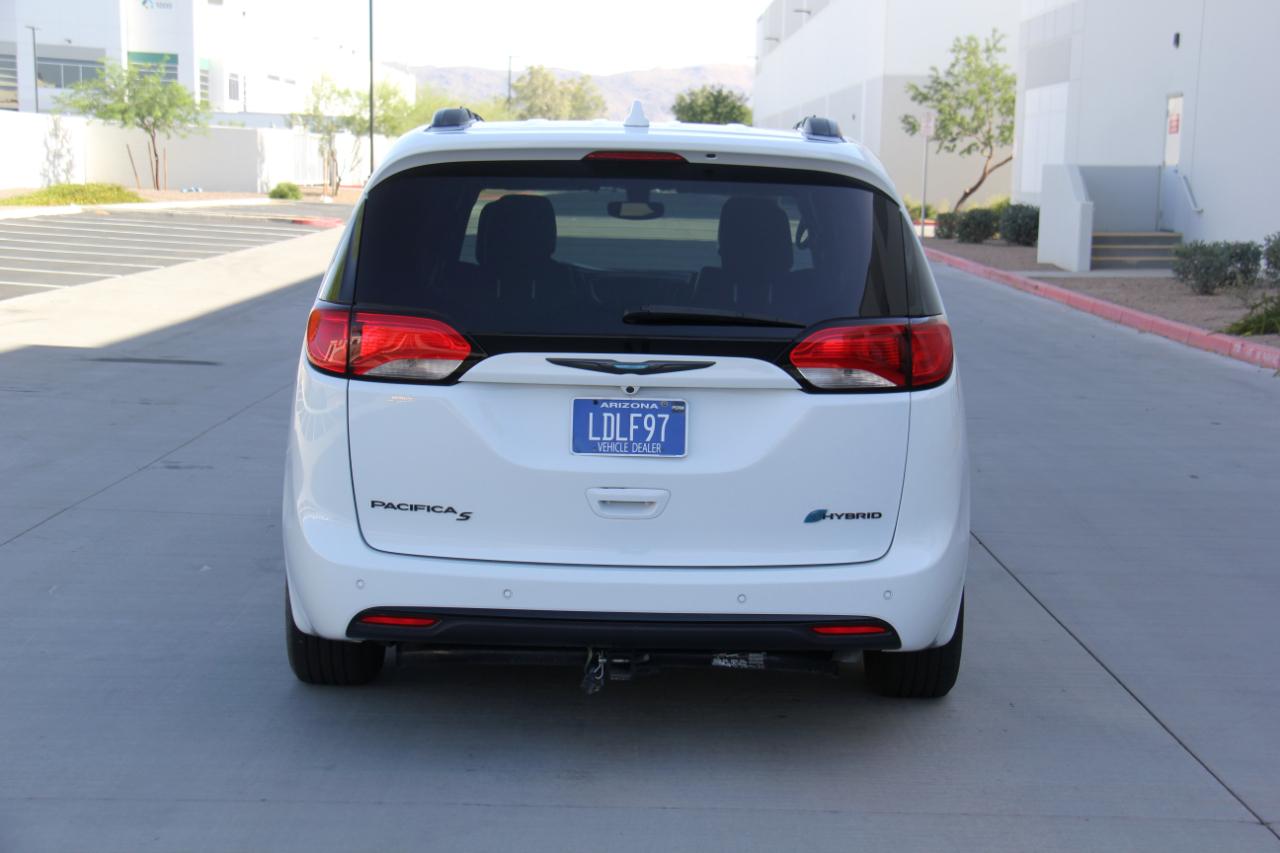 Chrysler Pacifica Hybrid Touring L 2020