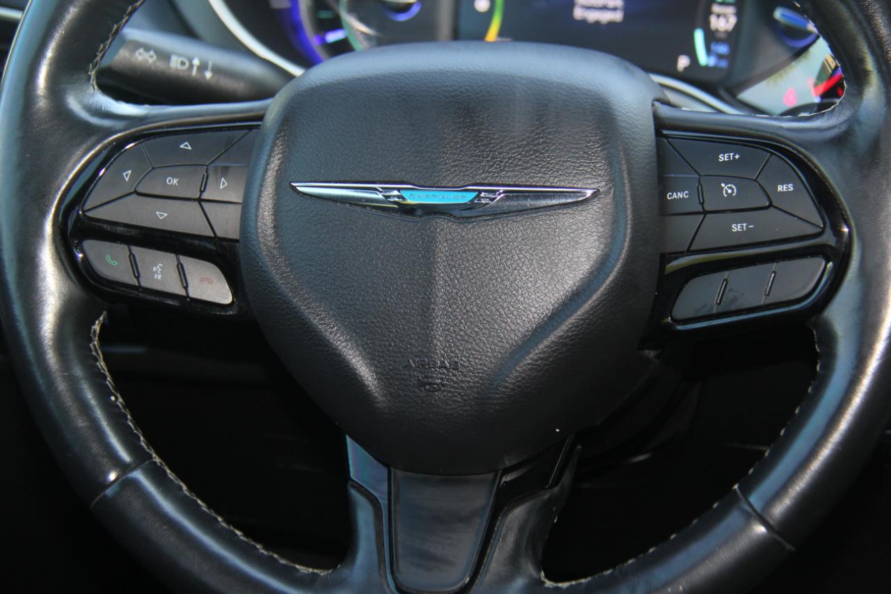 Chrysler Pacifica Hybrid Touring L 2020