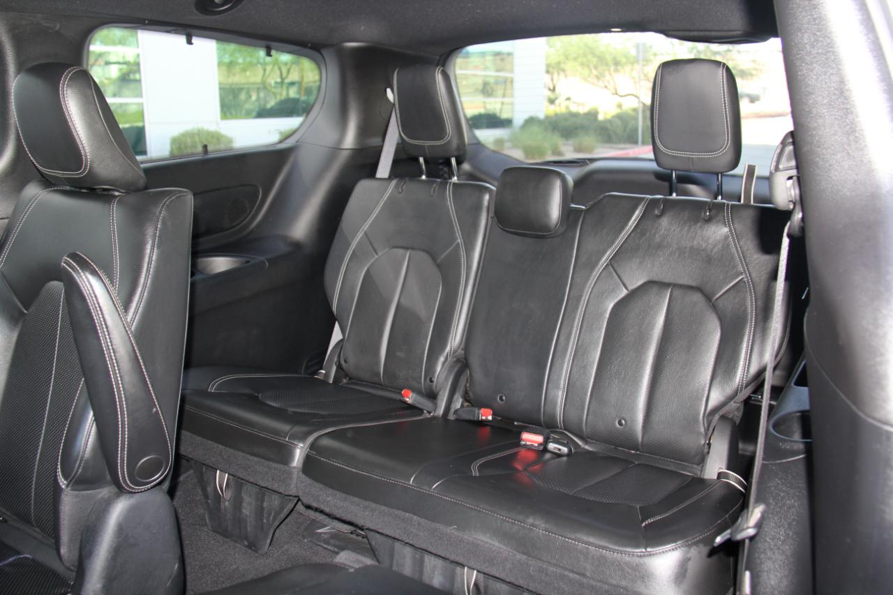 Chrysler Pacifica Hybrid Touring L 2020
