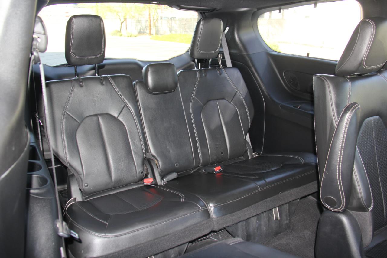 Chrysler Pacifica Hybrid Touring L 2020