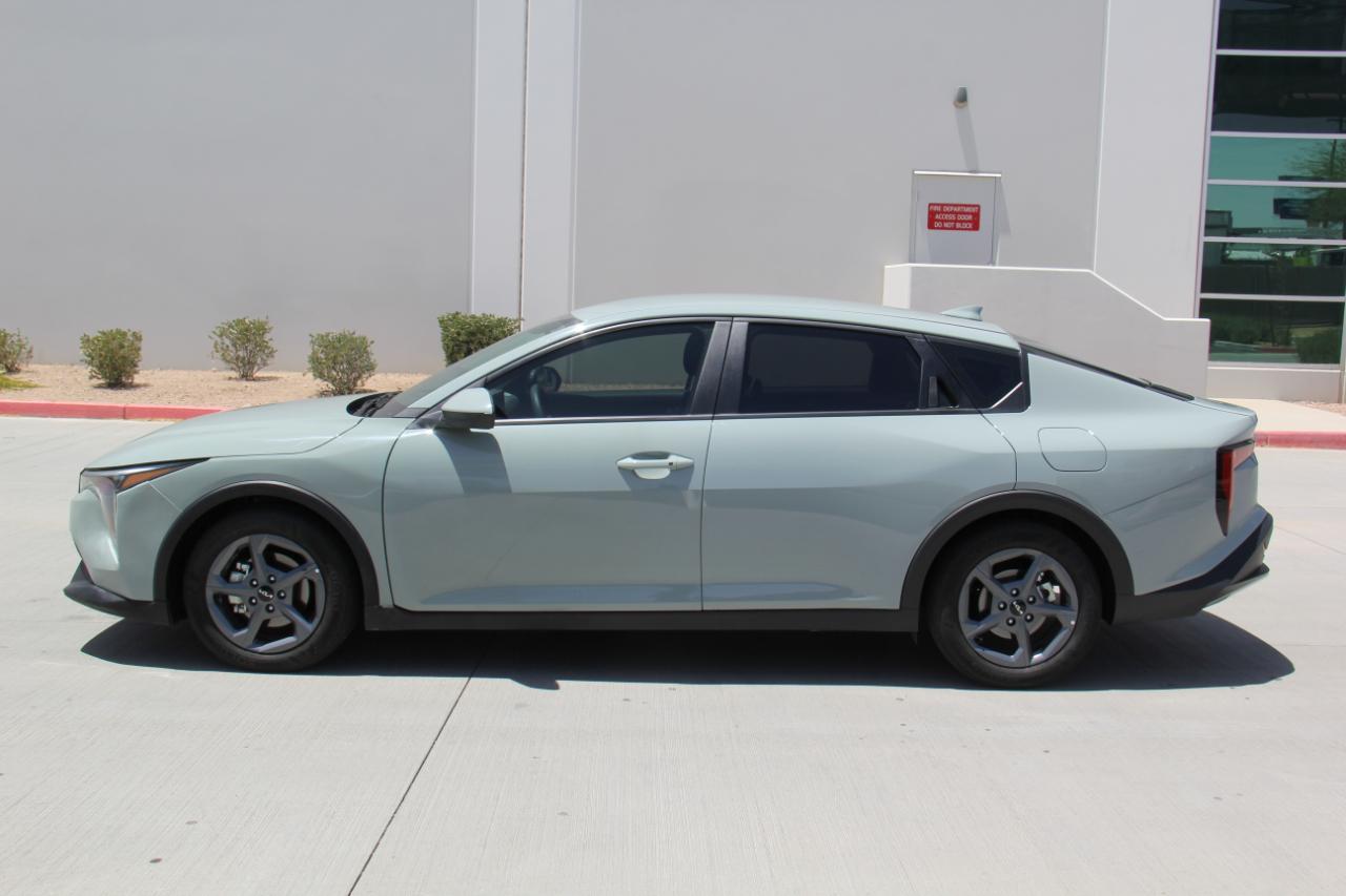 Kia K4 LXS 2025