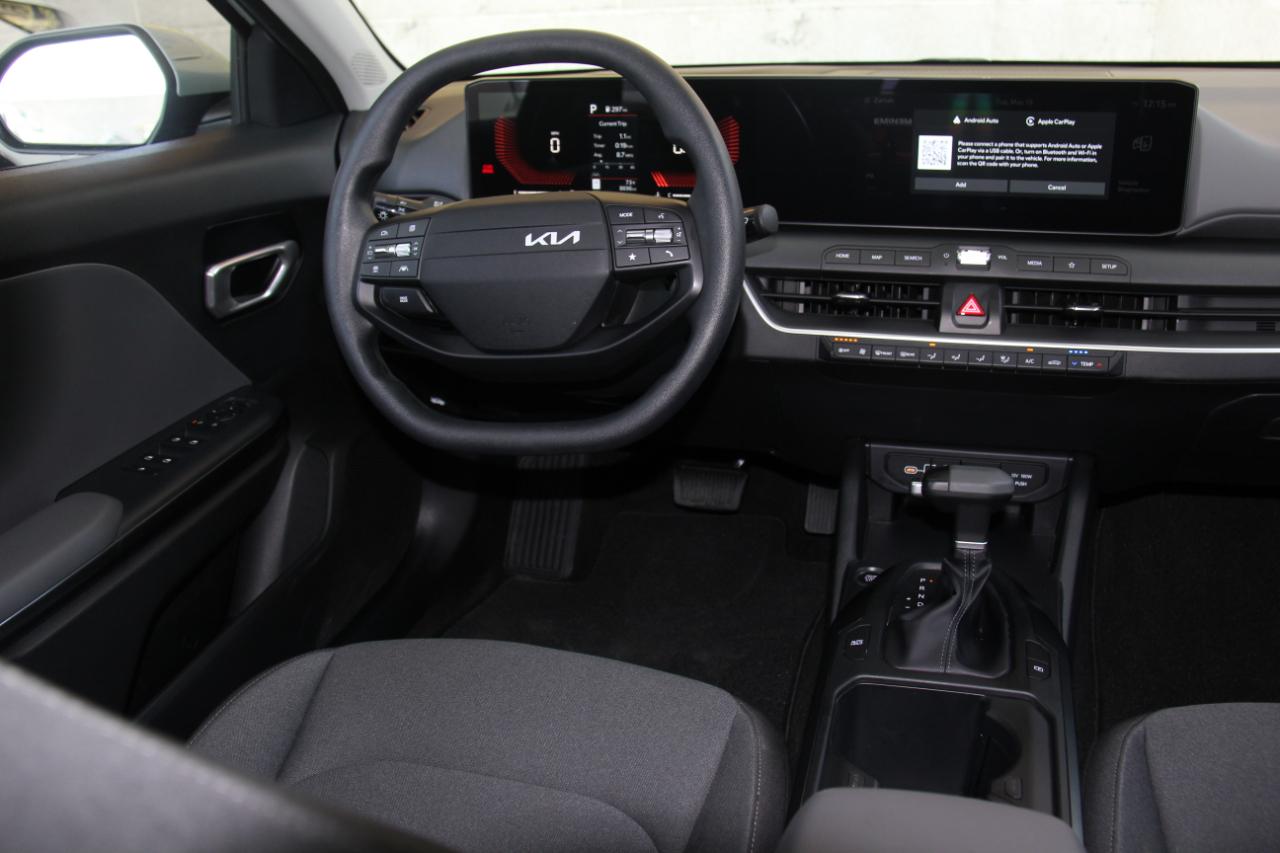 Kia K4 LXS 2025