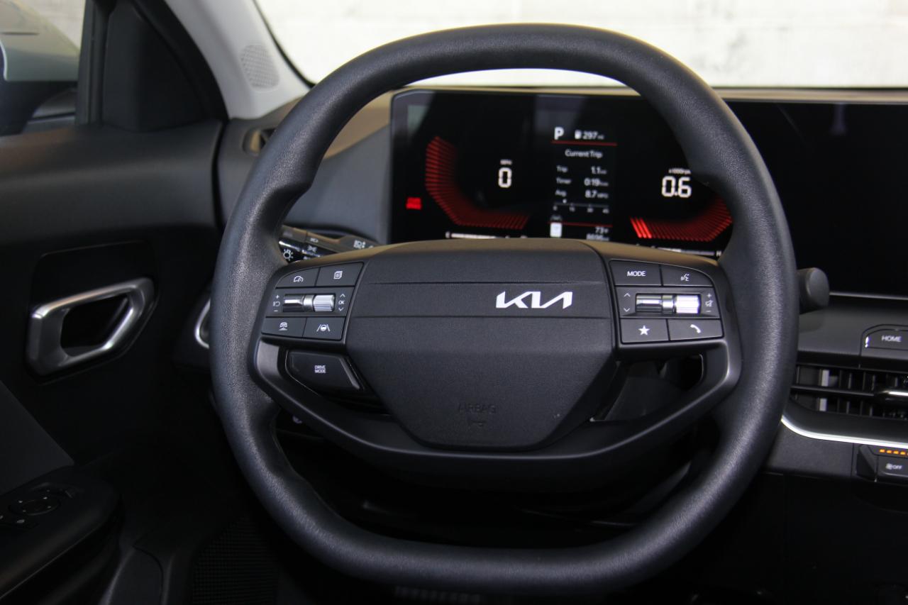 Kia K4 LXS 2025