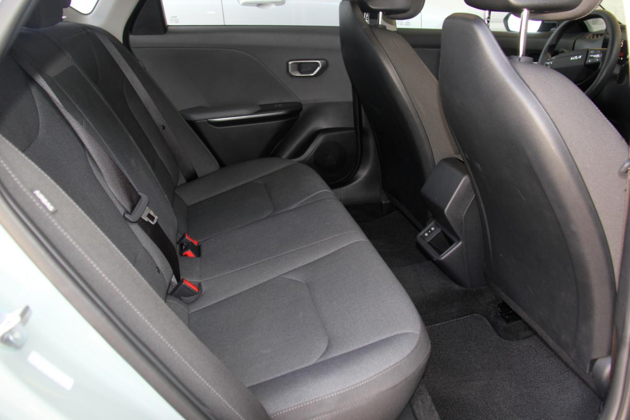 Kia K4 LXS 2025